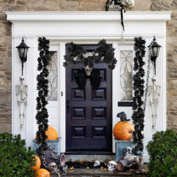 Amorly 2 Pack Artificial Black Maple Leaf Garland, Fall Leaves Vine Decor For Mantel Door Wall Haunted House Halloween Party - thumbnail 7