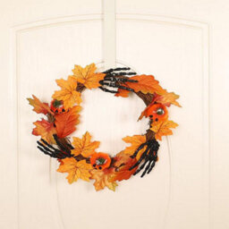 Living And Home Artificial Maple Halloween Wreath Hand Pumpkin Wreath For Front Door Decor 40Cm - thumbnail 4