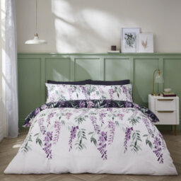 Catherine Lansfield Bedding Wisteria Duvet Cover Set With Pillowcases White / Navy - thumbnail 2