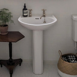 Rust-Oleum Oyster Matt Bathroom Wood & Cabinet Paint 750Ml - thumbnail 5