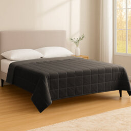 Harbour Housewares Weighted Blanket With Storage Bag - 125 X 180Cm - 6Kg - Black - thumbnail 6