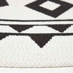 Homescapes Lia White & Black Mandala Handoven Cotton Rug, 120 Cm Round - thumbnail 4