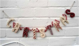 Shatchi 70Cm Vintage Country Style Tartan Red & Cream Wooden Christmas Garland Banner Gingham Ribbon Hanging Xmas Decorations - thumbnail 2