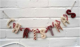 Shatchi 70Cm Vintage Country Style Tartan Red & Cream Wooden Christmas Garland Banner Gingham Ribbon Hanging Xmas Decorations - thumbnail 3