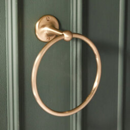Homestylestore Brass Bathroom Accessory Set With Towel Ring, Double Robe Hook, Toilet Roll Holder And Towel Rail - thumbnail 3