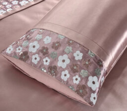 Homes & Linen Romi Luxury Floral Embroidered Pink Duvet Cover Set Polyester Bedding With Pillowcases - thumbnail 3