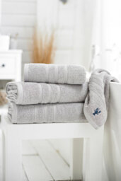 Lobster Creek Kaleidoscope 550Gsm Combed Cotton Towels - thumbnail 2