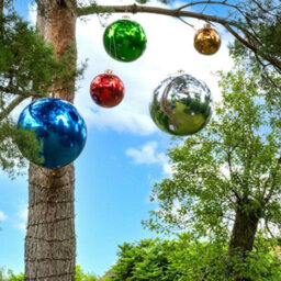 Christmas Tree World 80Cm Metallic Gold Inflatable Mirror Ball - thumbnail 7