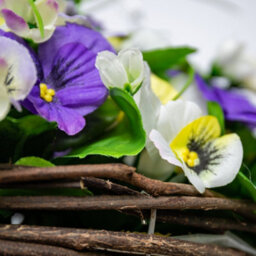 Primrose Artificial Pansy Flowers Rattan Hanging Basket Decoration Yellow Purple & White 25Cm - thumbnail 4