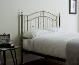 Save On Goods UK 5Ft King Size Silver Chrome Nickel, Crystal Ball Finish Traditional Metal Bed Frame Bedstead - thumbnail 4
