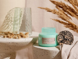 Beliani Scented Candle Delight Bliss Soy Wax Fresh Notes - thumbnail 2