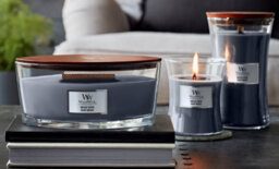 Woodwick Classic Mini Indigo Suede Hourglass Candle - thumbnail 2