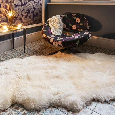 White Abstract Handmade Modern Shaggy Easy To Clean Rug For Dining Room Bed Room And Living Room-180Cm X 180Cm (Sexto) - image 1