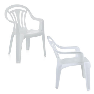 Pluto Packaging 8 X White Stackable Low Back Outdoor Space Saving Garden Plastic Patio Chairs - image 1