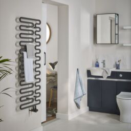 Croydex Matt Black Mirror Effect Steel Rectangular Wall-Mounted Bathroom Shelving (D)17.9Cm (H)60Cm (L)40Cm - thumbnail 7