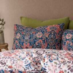 Pineapple Elephant Keera Floral Reversible Duvet Cover Set With Pillowcase Navy Blue - thumbnail 3