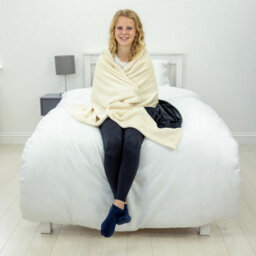 Squishmallows Camcat Hooded 3D Fleece Throw Blanket - thumbnail 3