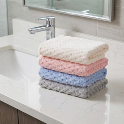 Living And Home 4 Pack Multicolor Coral Fleece Bath Towel Set Highly Absorbent Soft Polyester Household Bathroom Towels - image 1