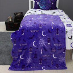 Character World Wednesday Addams Blanket Girls Soft Fleece Kids Purple Throw 100Cm X 150Cm - thumbnail 4
