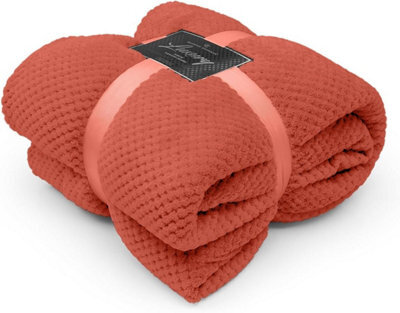 Gc Gaveno Cavailia Fluffy Pop Throw 150X200Cm Rust Lightweight Honeycomb Blanket For Bed Settee Throws For Sofas Couch Chair - image 1