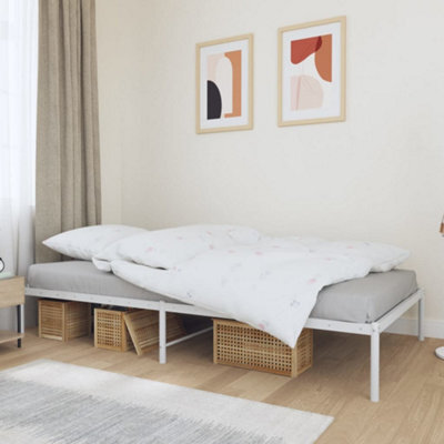 Berkfield Metal Bed Frame White 107X203 Cm - image 1