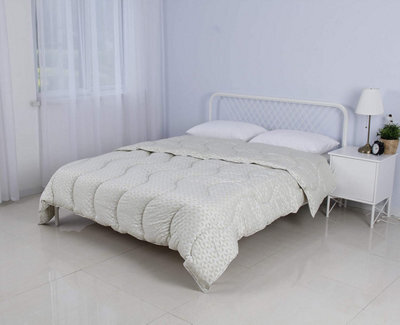 Lancashire Textiles Copper Infused 1.5 Tog Lightweight 300 Thread Count Antimicrobial Duvet - Double - image 1