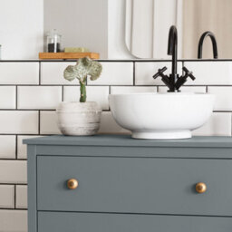 Rust-Oleum Slate Matt Bathroom Wood & Cabinet Paint 750Ml - thumbnail 5