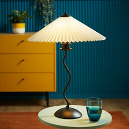 Valuelights Black Metal Wavy Single Stem Table Lamp With White Origami Pleated Shade - Bulb Included - thumbnail 2