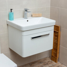 Plum&clay Emery Textured White Wall Hung Bathroom Vanity Unit & Basin Set With Chrome Handles (W)60Cm (H)46Cm - thumbnail 4