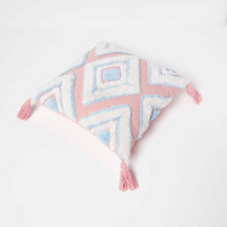Homescapes Geometric Ikat Blue & Pink Tufted Cotton Cushion With Tassels 45 X 45 Cm - thumbnail 5