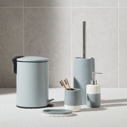 GoodHome Koros Gloss & Matt White & Sage Grey Ceramic Soap Dish - thumbnail 3