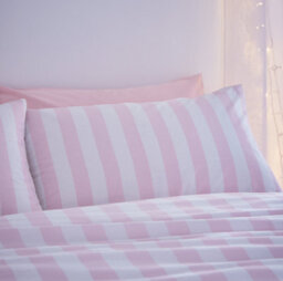 Sassy B Stripe Tease Reversible Double Duvet Cover Set With Pillowcases Pink - thumbnail 2