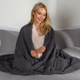 Ohs Weighted Blanket Quilted, Charcoal Grey, 150 X 200 Cm - 8Kg - thumbnail 3