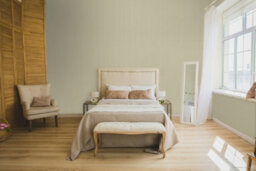 Galerie Serene Collection Taupe Fine Silk Metallic Hue Wallpaper Roll - thumbnail 2