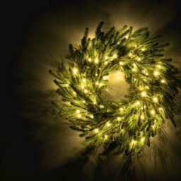 Christmas Tree World The Pre-Lit 60Cm Ultra Mountain Pine Wreath - thumbnail 6