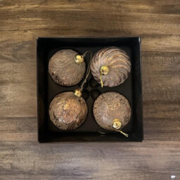 B4E Set Of 4 Pink And Silver Christmas Baubles For Christmas Tree Decorations 18X18X9Cm - thumbnail 3