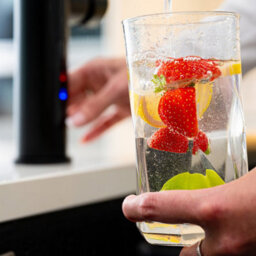 Aquataps Aquatap Fizz 5-In-1 Boiling Water Tap & Sparkling Water Tap C-Shape Matt Black - thumbnail 4