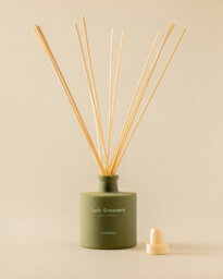 Cosmic Home Fragrance Reed Diffusor 100 Ml, Long Lasting Floral Scent, Jasmine, Tuberose And Vanilla, Essentials Collection - thumbnail 4