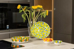 Verano Spanish Ceramics Petalo Hand Painted Ceramic Salad Fruit Bowl 26Cm In Red - thumbnail 3