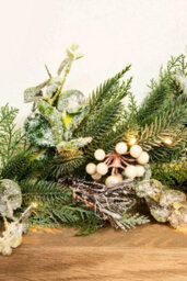 Christmas Tree World 180Cm Pre-Lit Frosted Decorated Pe Pine Garland With White Berries - thumbnail 9