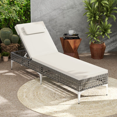 Gainoom Outdoor Patio Chaise White Lounge Chair Pe Wicker Reclining Sun Lounger - image 1