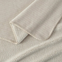 Xample Casual Living Soft Chenille Throw Blanket, Cream, 127 X 178 Cm, Ultra-Soft Ribbed Chenille, Sherpa Reverse, Cozy Sofa Blanket - thumbnail 2