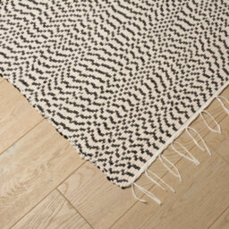 Proheeder Handmade Recycled Cotton Area Rug - White Ikat (140 X 70Cm) - thumbnail 3