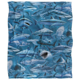 Royce Mcclure Attack Silky Great White Shark Supersoft Blanket Blue/grey (152Cm X 127Cm) - thumbnail 1