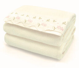 Velosso Cream Floral Embroidered Cotton Towels Bath Towel