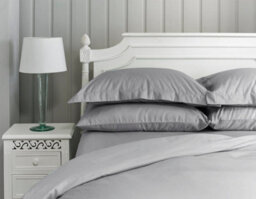 The Lyndon Company 400 Thread Count Luxury Sateen Cotton Fitted Sheet Platinum - thumbnail 1