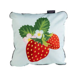 Summerhouse By Navigate Strawberries & Cream 45 X 45Cm Cushion Strawberry - thumbnail 2