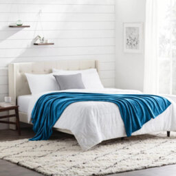 Ameha Fleece Plain Blanket, Lightweight & Reversible Throw For Travel, Bed & Sofa Blanket, Teal Single 130X150Cm - thumbnail 3