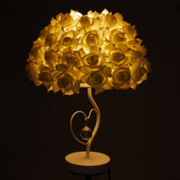 Darphe 40Cm Elegant Rose Shaped Warm Light Led Table Lamp With Metal Heart Shaped Base - thumbnail 5