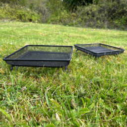 Selections Metal Ground Bird Feeder Seed & Nut Tray (Pack Of 2) - thumbnail 4